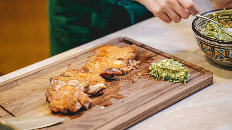 Cuisses de poulet croustillantes à la poêle - Atma Kitchenware