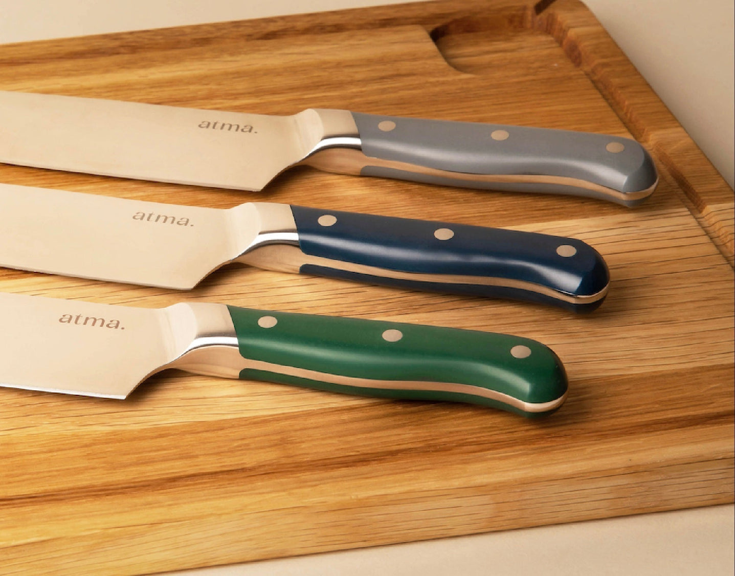 Quel est le couteau le plus polyvalent dans votre cuisine ? - Atma Kitchenware