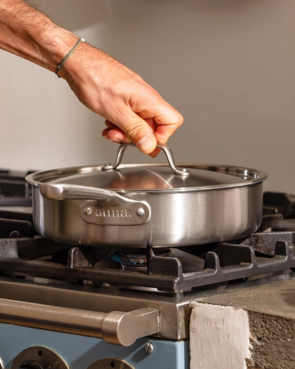 LA SAUTEUSE EN INOX