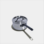 Le trio de casseroles parfaites en inox avec manches noirs