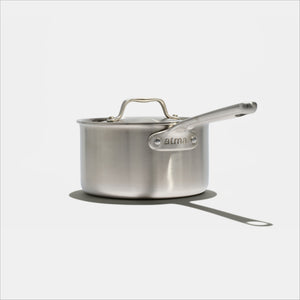 1 casserole de 18cm avec couvercle 