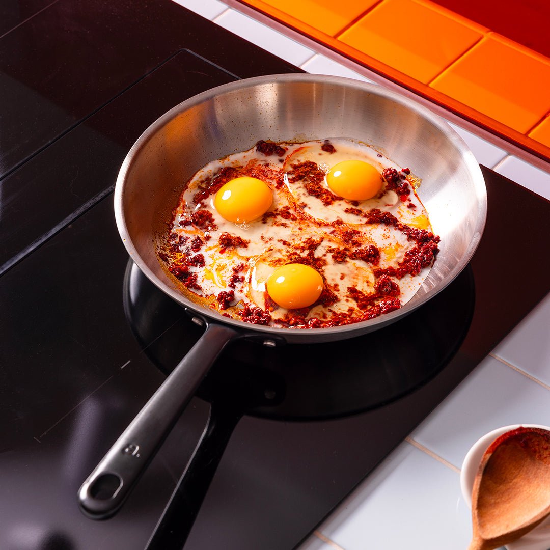 Batterie de cuisine en inox avec manches noirs, 21 pièces - Atma Kitchenware