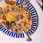 Le plat de présentation, en bleu nuit - Atma Kitchenware