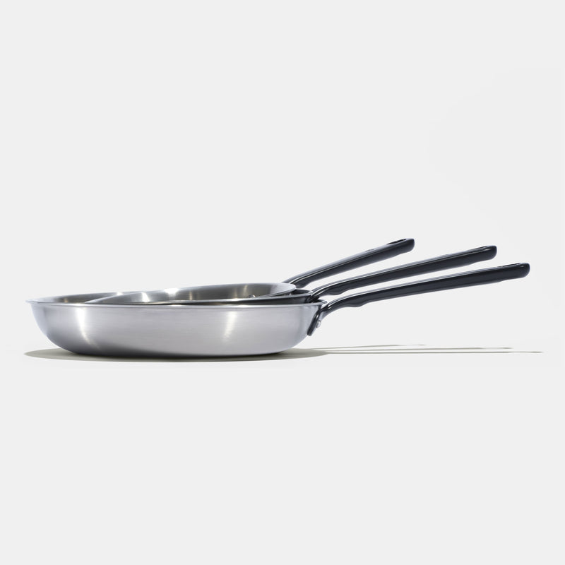 Pack Brigade - set de 3 poêles en inox avec manches noirs - Atma Kitchenware